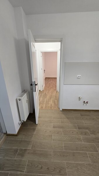 Mall Plaza Militari Drumul Taberei apartament 2 camere decomandat etaj 2/10